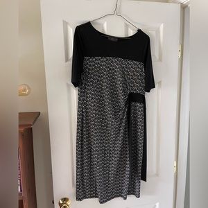 Black and white maternity dress